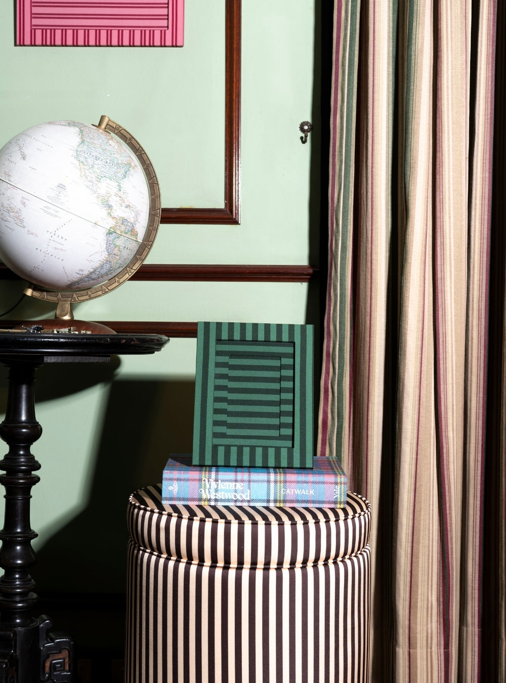 Red Striped Picture Frame