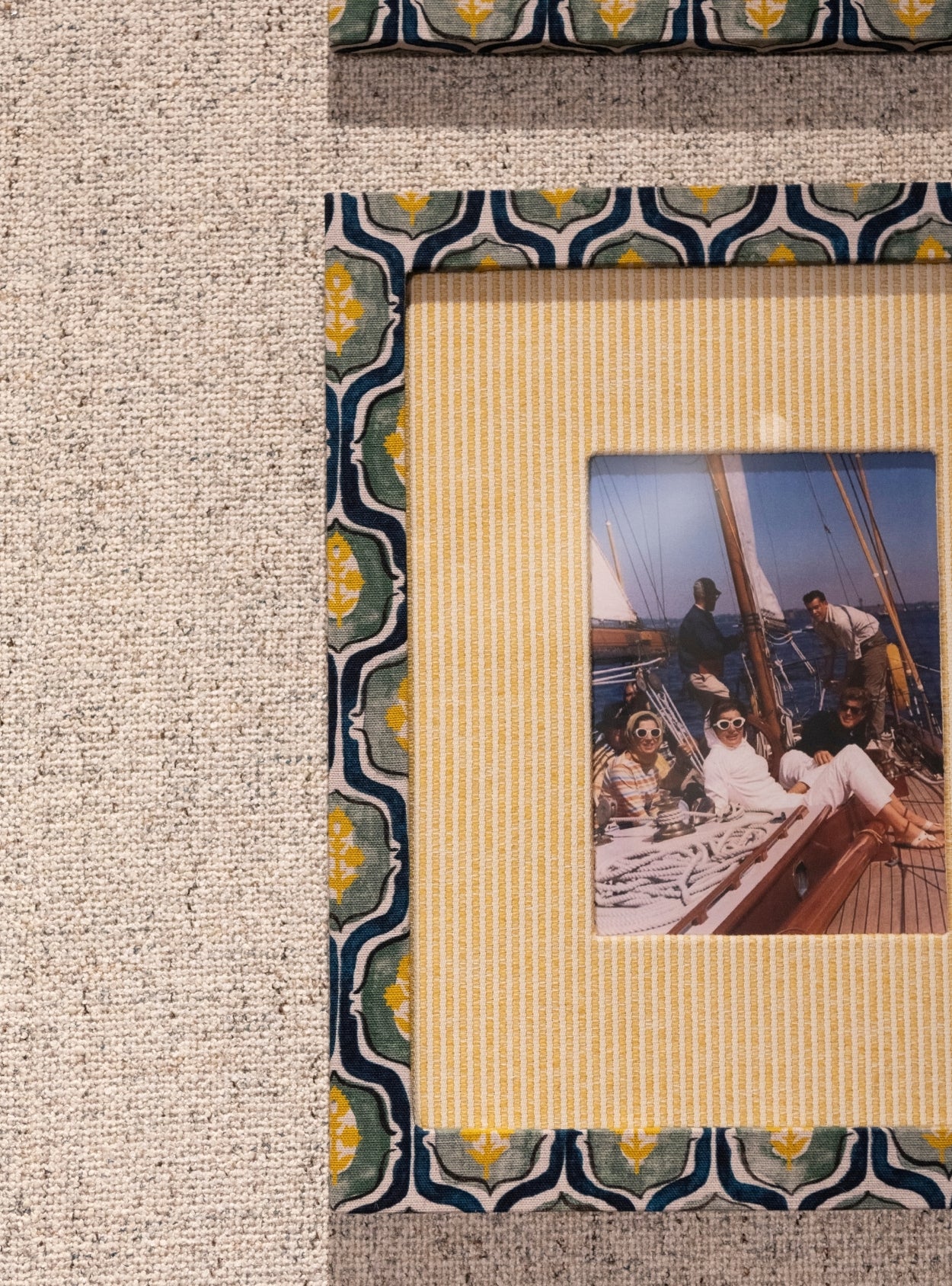 Picture-frame Golden Chinoiserie