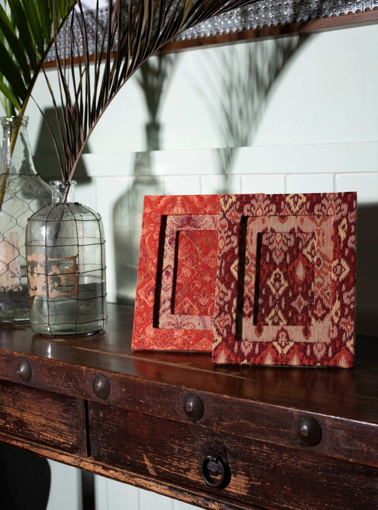 Porta-retrato Ikat Vermelho Jacquard