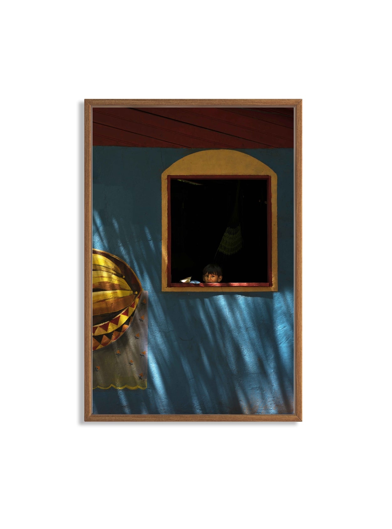 Quadro Menino na janela Classic