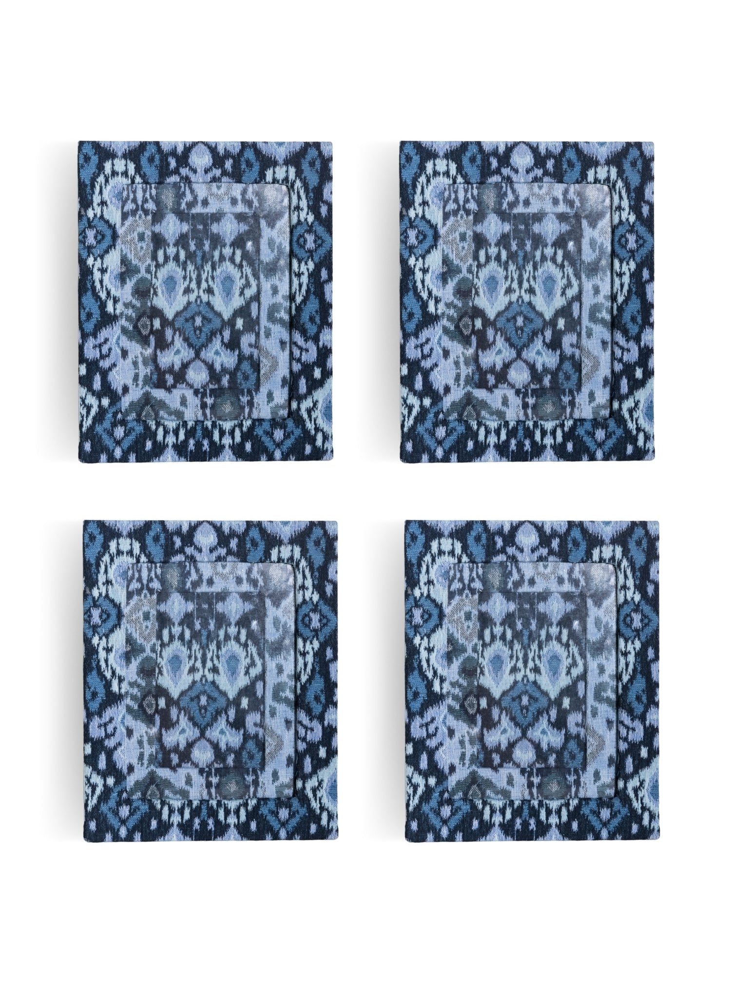 Composição Ikat Azul Jacquard