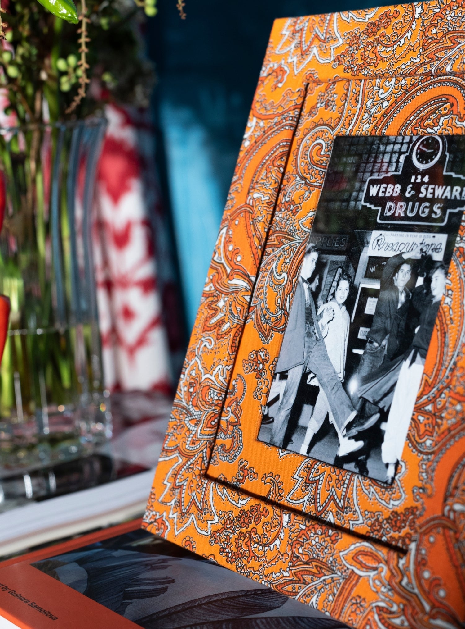 Picture-frame Orange Paisley