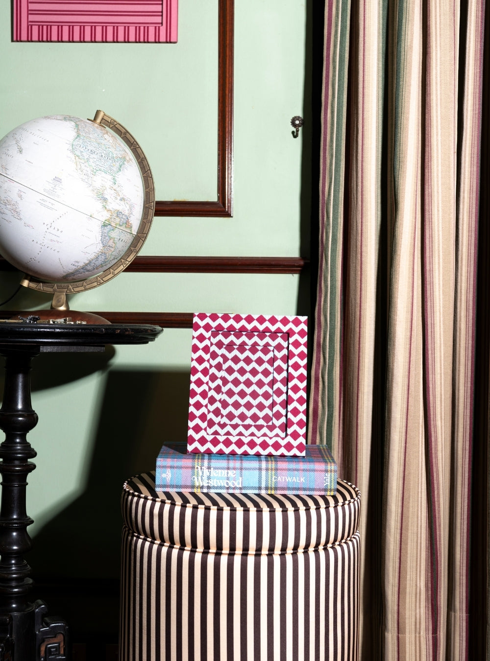 Red Striped Picture Frame