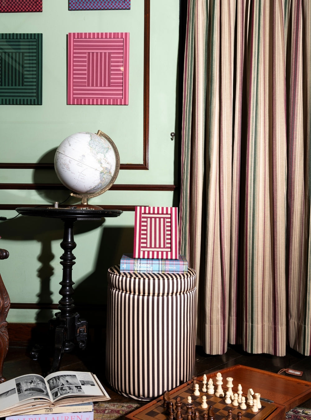 Red Striped Picture Frame