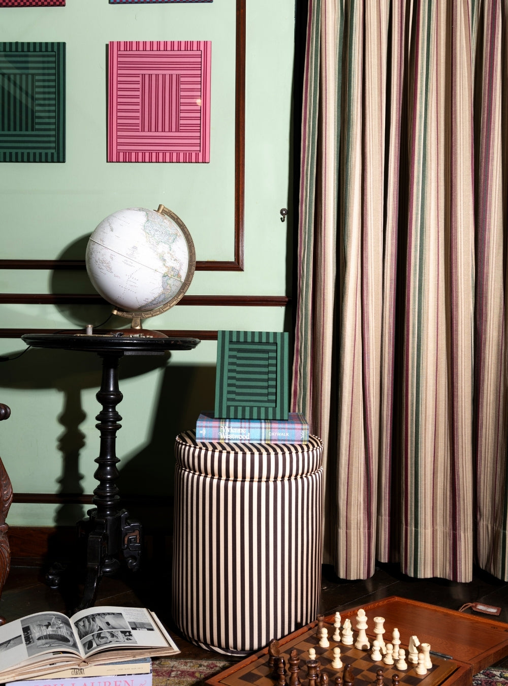 Red Striped Picture Frame