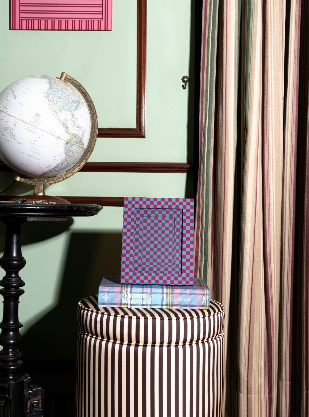 Red Striped Picture Frame