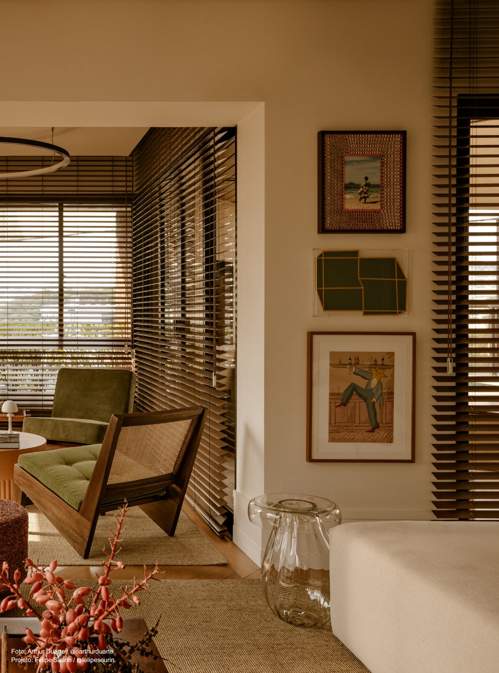 Bola dentro - Some Of A Kind