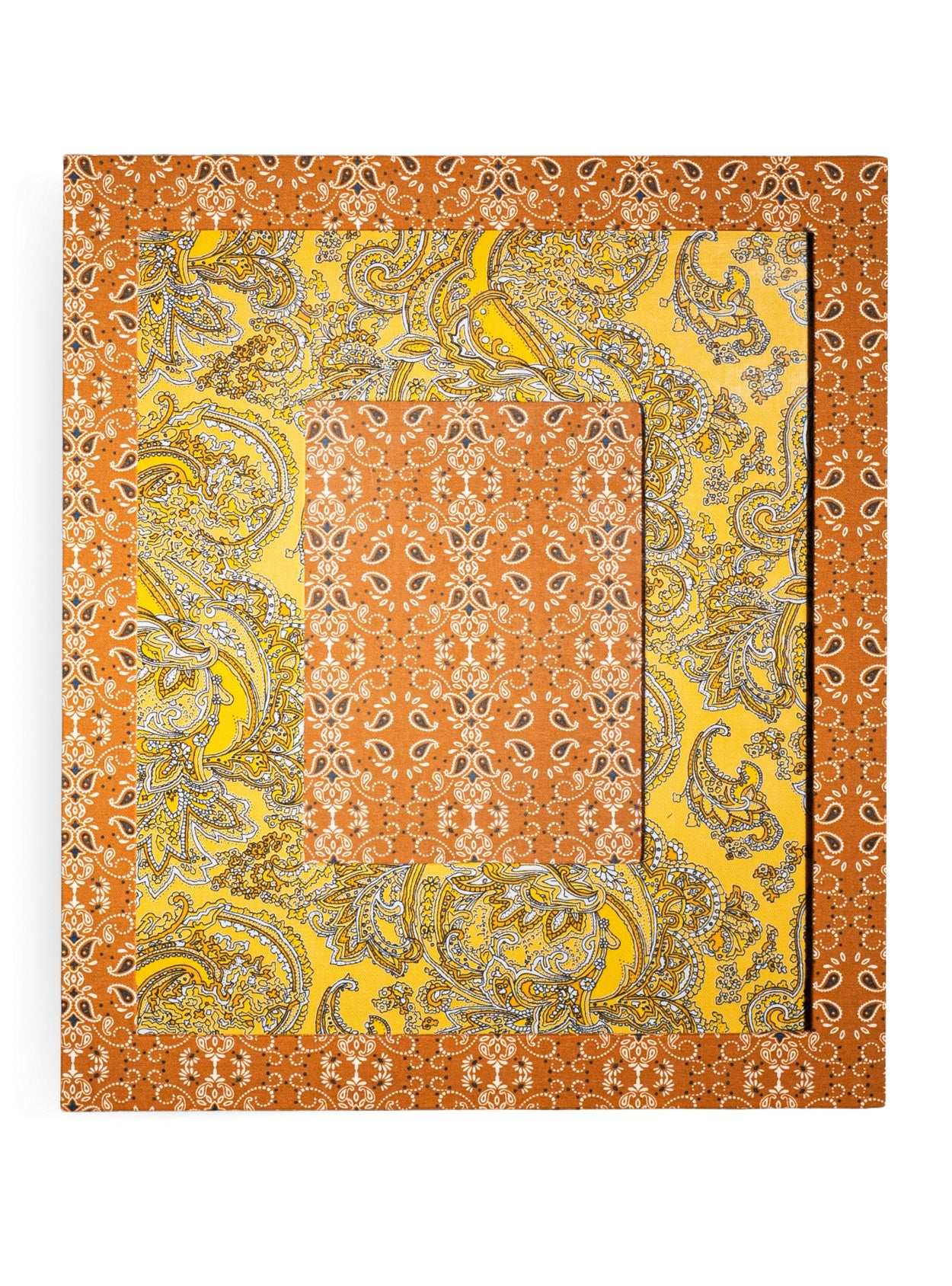 Moldura Paisley Bege