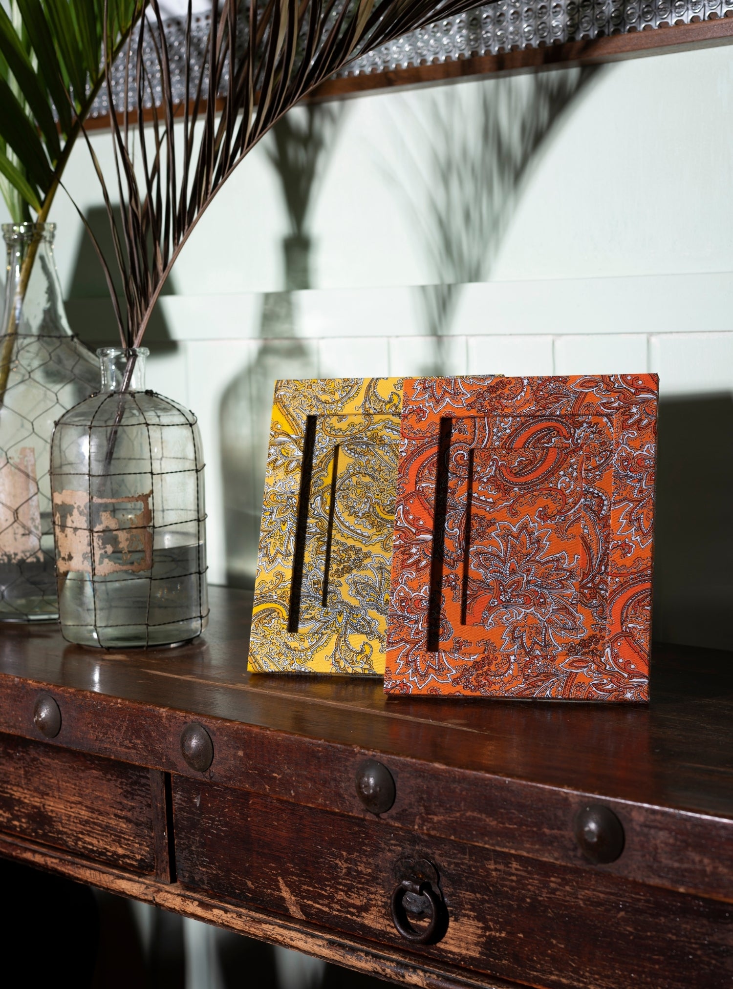 Picture-frame Orange Paisley
