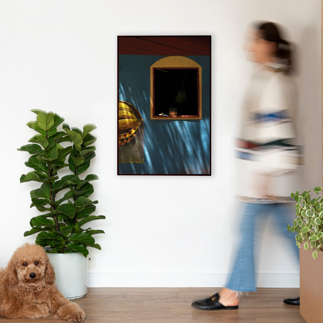 Quadro Menino na janela Classic