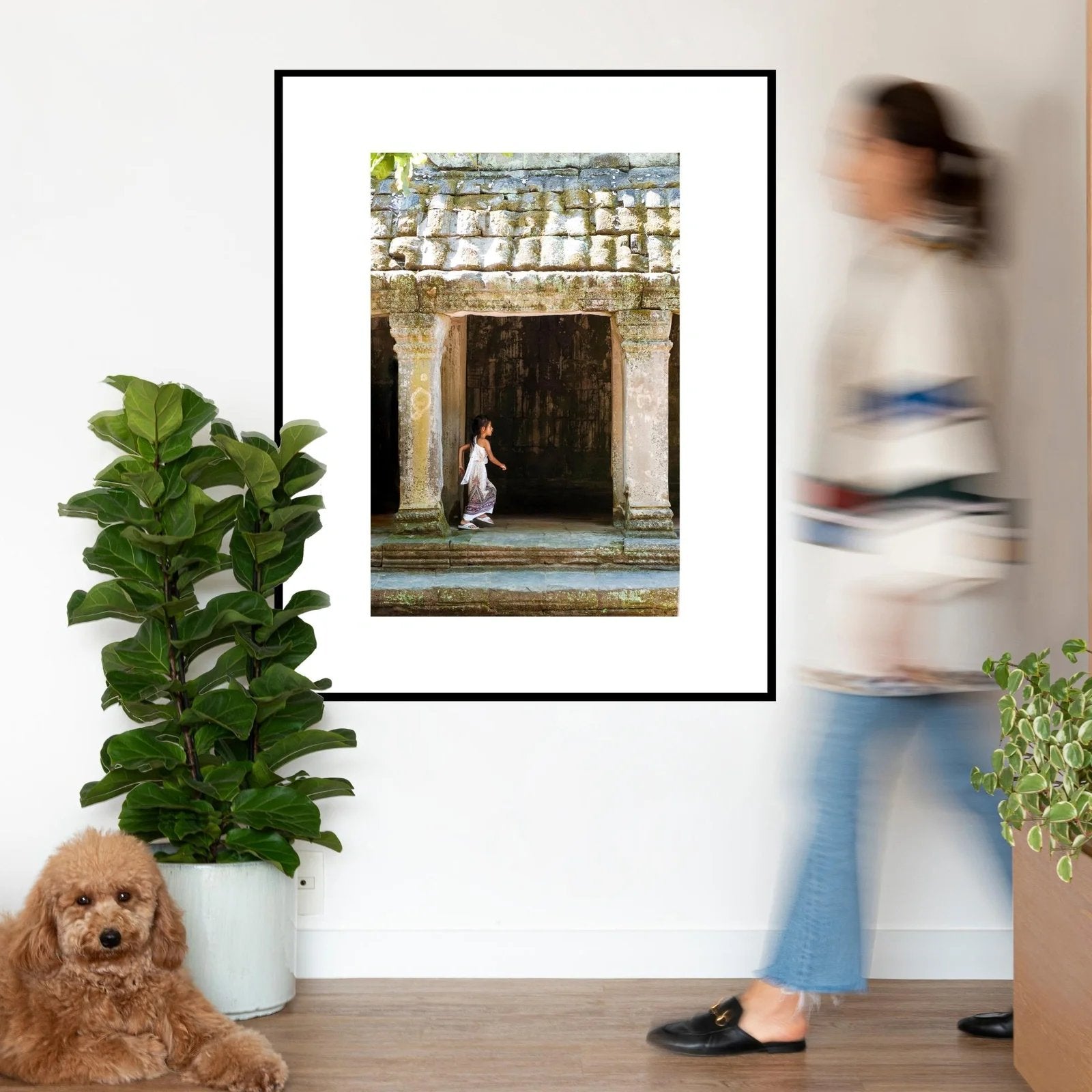 Quadro Menina Correndo Classic